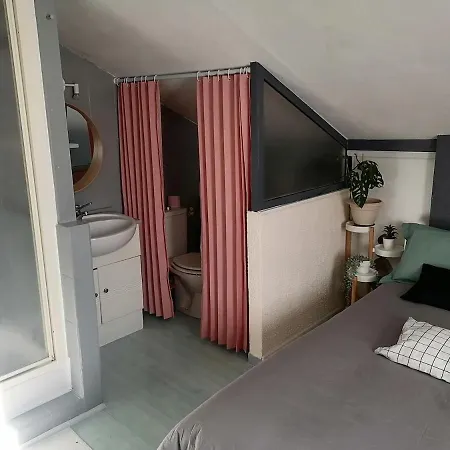 Au Pres Du Paradis Ferienhaus *